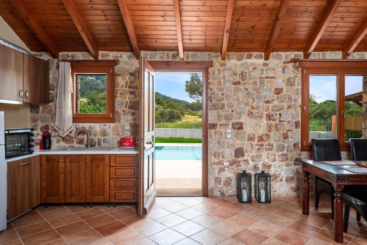 Filerolia Stone House Villa Pastida Eksteriør billede